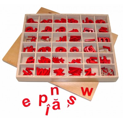 Small Movable Alphabet Romanian Print - Red