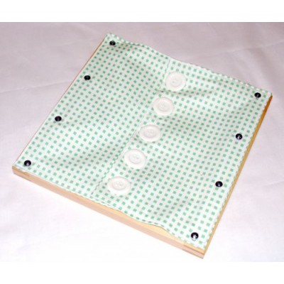 Buttoning Frame With Large Buttons